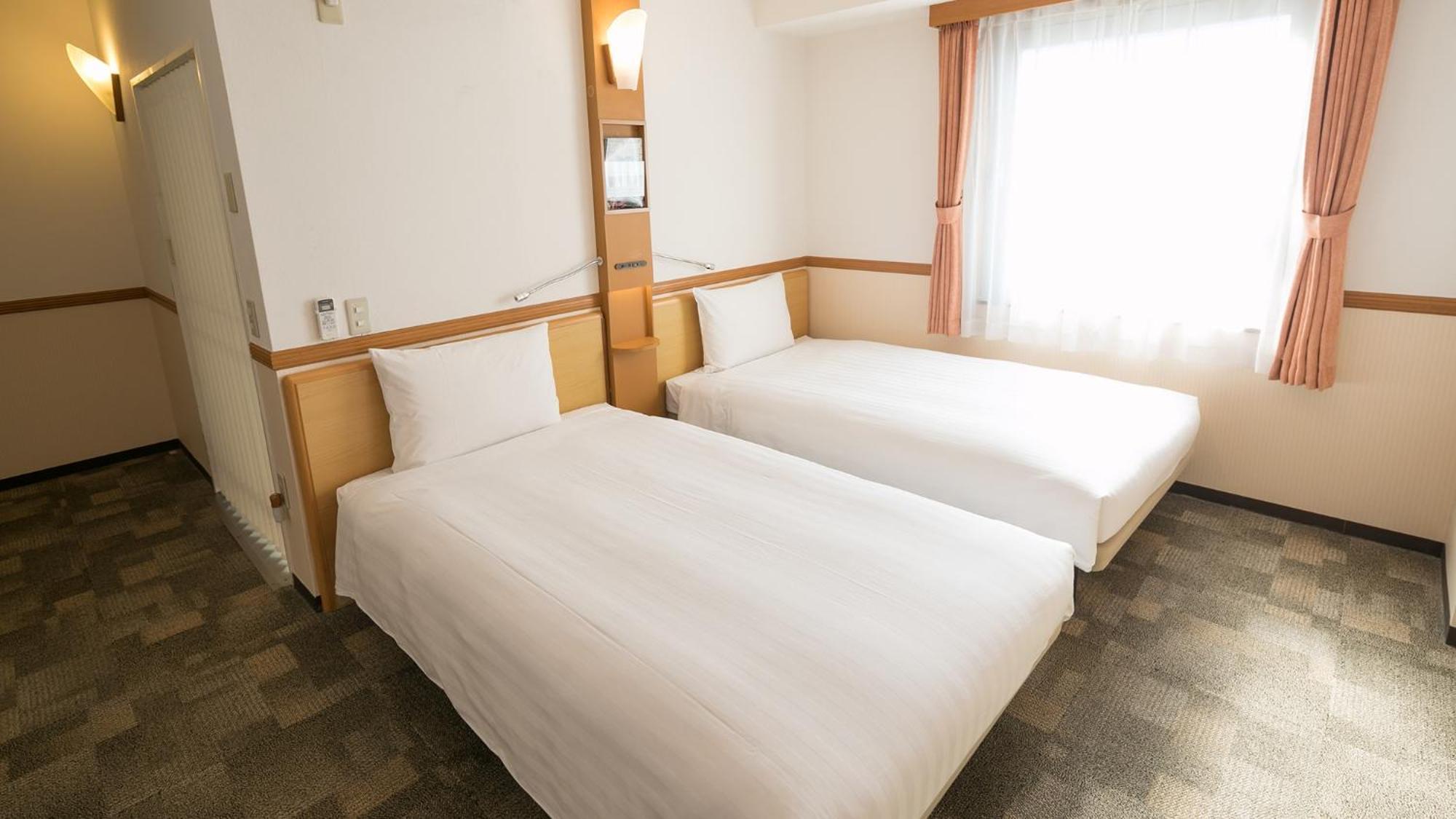Toyoko Inn Takamatsu Hyogomachi Номер фото